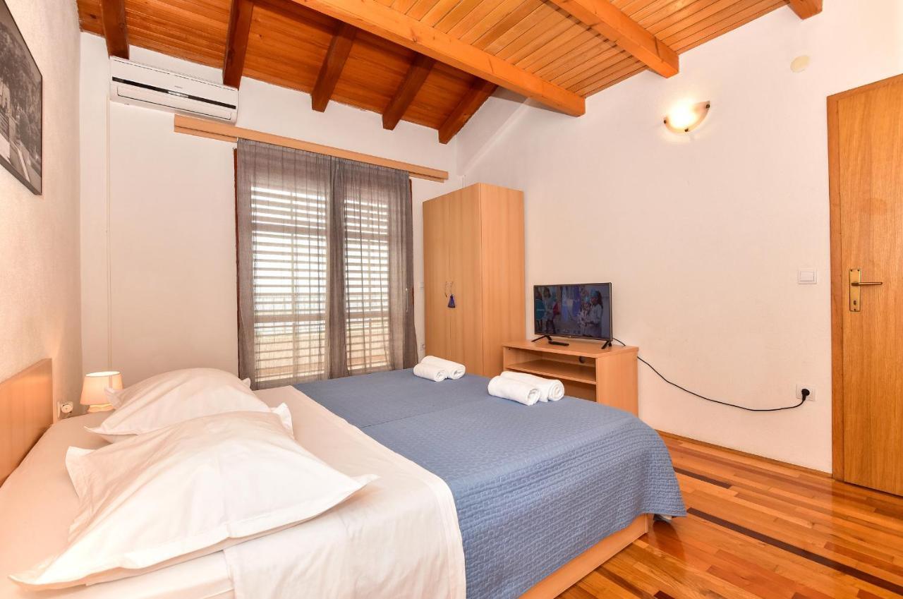 Apartmani Mate Makarska Ngoại thất bức ảnh