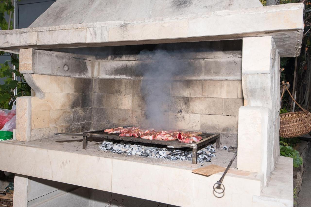 Apartmani Mate Makarska Ngoại thất bức ảnh